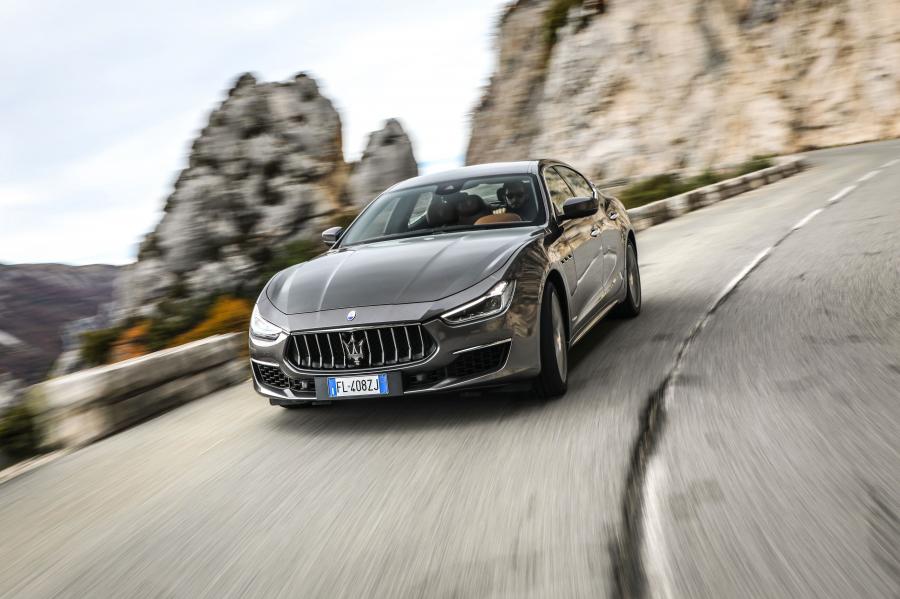  Maserati Ghibli S GranLusso 2017 года  (фото 26 из 45)